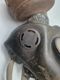 Originalt gasmaske lot
