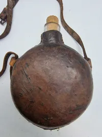 Original dansk feltflaske model 1870 - mundblæst på Holmegaard