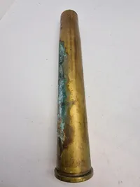 Originale 40 mm hylstre - det ene er fra 1943
