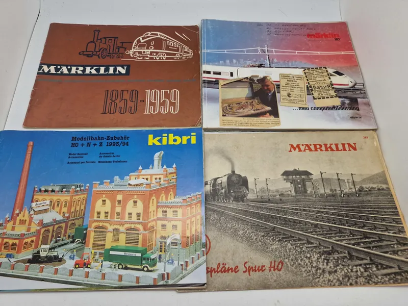 Diverse Marklin hæfter