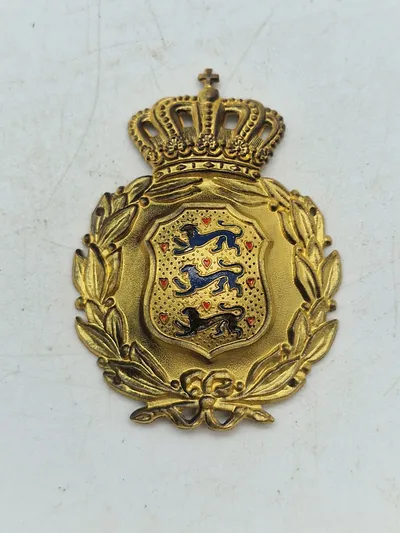 Originalt brystskjold fra den danske brigade i Sverige