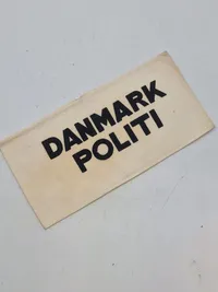 Originalt FRIHEDSKÆMPERARMBIND, NEDKASTET AF DE ENGELSKE FLYVEMASKINER UNDER BESÆTTELSEN
