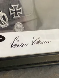 Indrammet foto af dansk SS frivillig Søren Kam med original signatur - SS ærmeørn er postwar