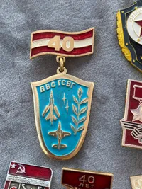 Lot diverse russiske ordner