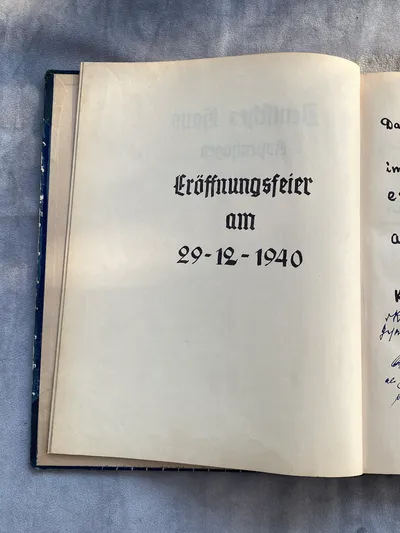 Kopi af den tyske gæstebog fra Deutsches Haus - kun lavet i 500 eksemplarer