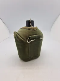 Diverse originale militære effekter