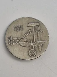 Originalt tysk dagsmærke - 1936