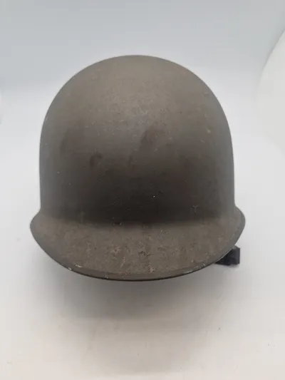 Original hjelm anvendt i det danske forsvar