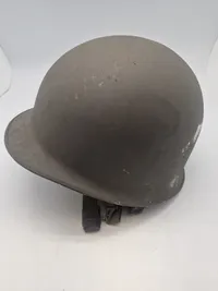 Original hjelm anvendt i det danske forsvar