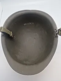 Original hjelm anvendt i det danske forsvar