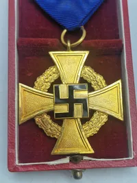 Original medalje for 40 års tro tjeneste i staten med æske