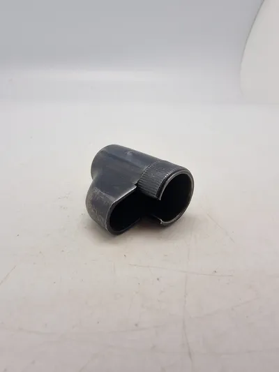 Original mundingsbeskytter for svensk 6,5 mm gevær. Anvendt af den danske brigade i Sverige