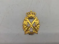Lot danske regiments mærker mm.