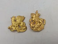 Lot danske regiments mærker mm.