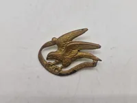 Lot danske regiments mærker mm.