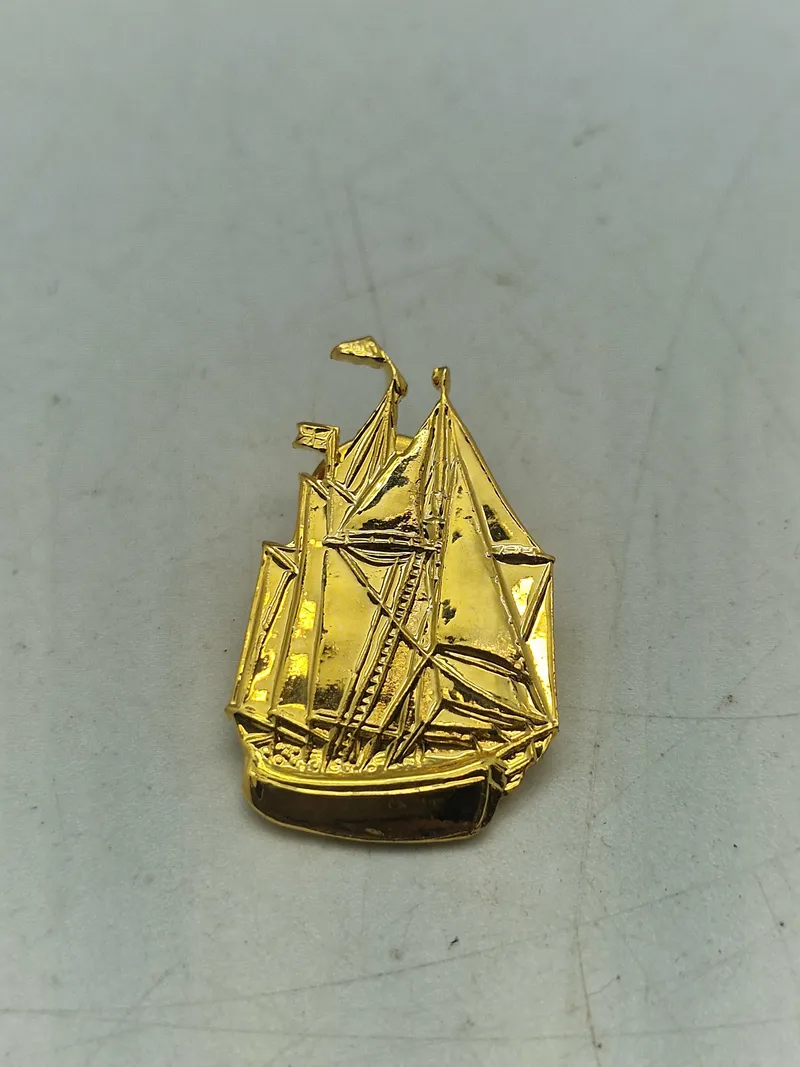 Sejlskibs pin