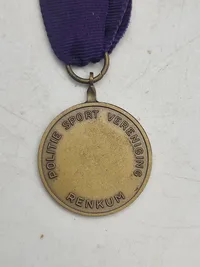 To stk originale Airborne medaljer