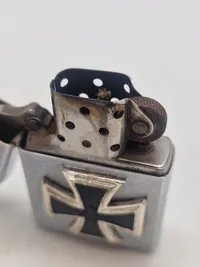 Zippolighter med tysk Jernkors 1957 version