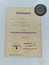 Originalt tysk kraftfahrbewährungsabzeichen i bronze. Bemærk at det er tildelt i 1945