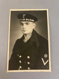 Originalt tysk postkort med portræt af tysk Kriegsmarine soldat
