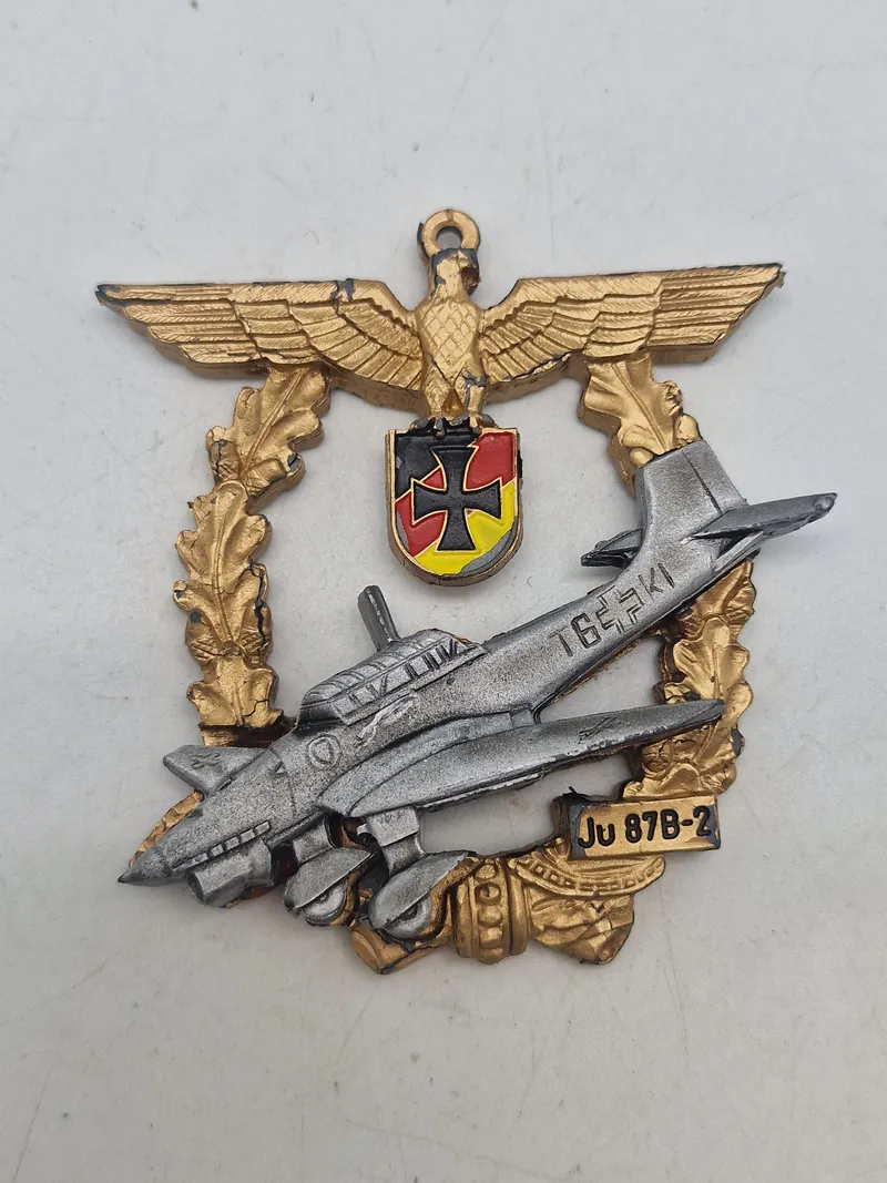 Stort originalt veteranmærke (tysk JU88)