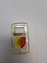 Oplukkere med militære logoer