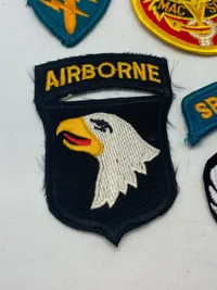 Lot militære stofmærker