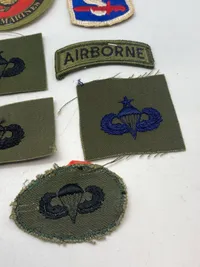 Lot militære stofmærker