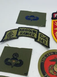 Lot militære stofmærker