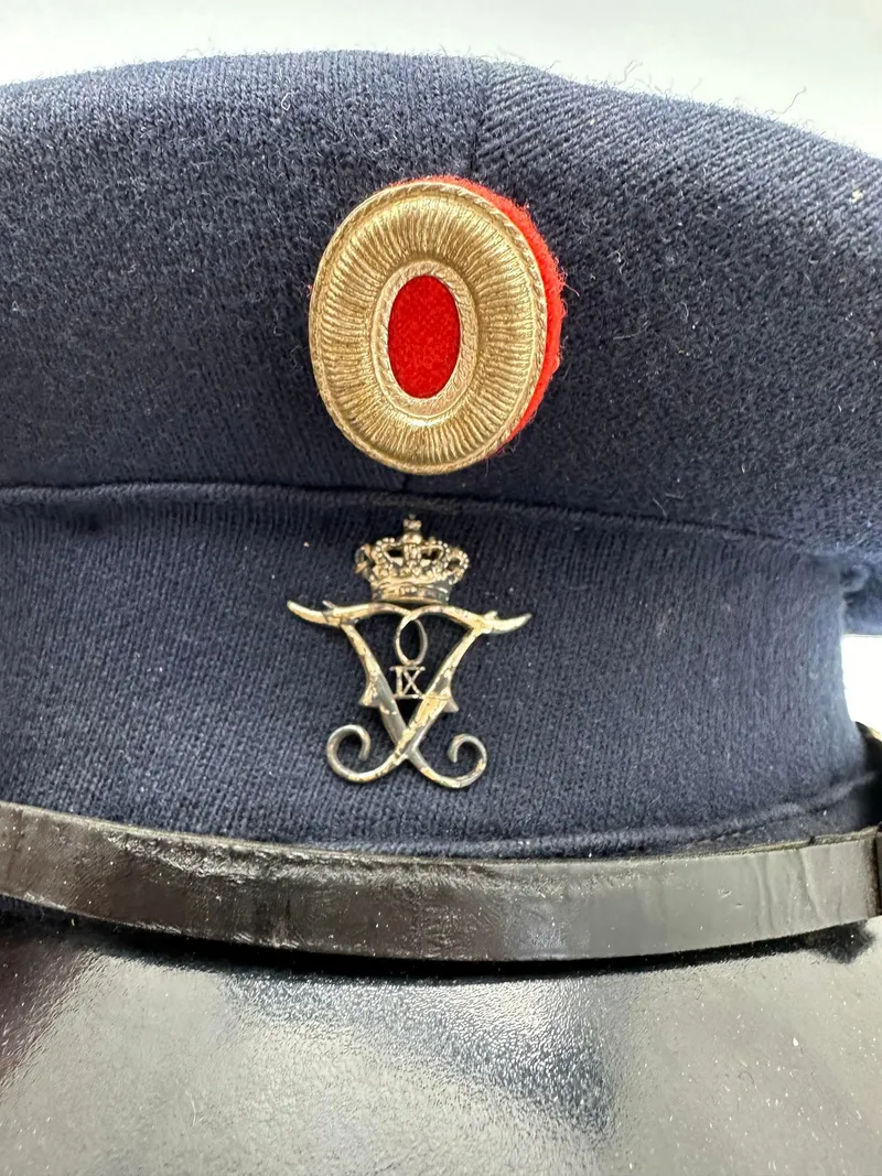Sjælden original kasket for Frederik den 9 og Dronning Ingrids Chauffør 1947-72