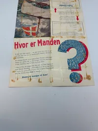Original Dansk Nazistisk folder, Dannebrog i top