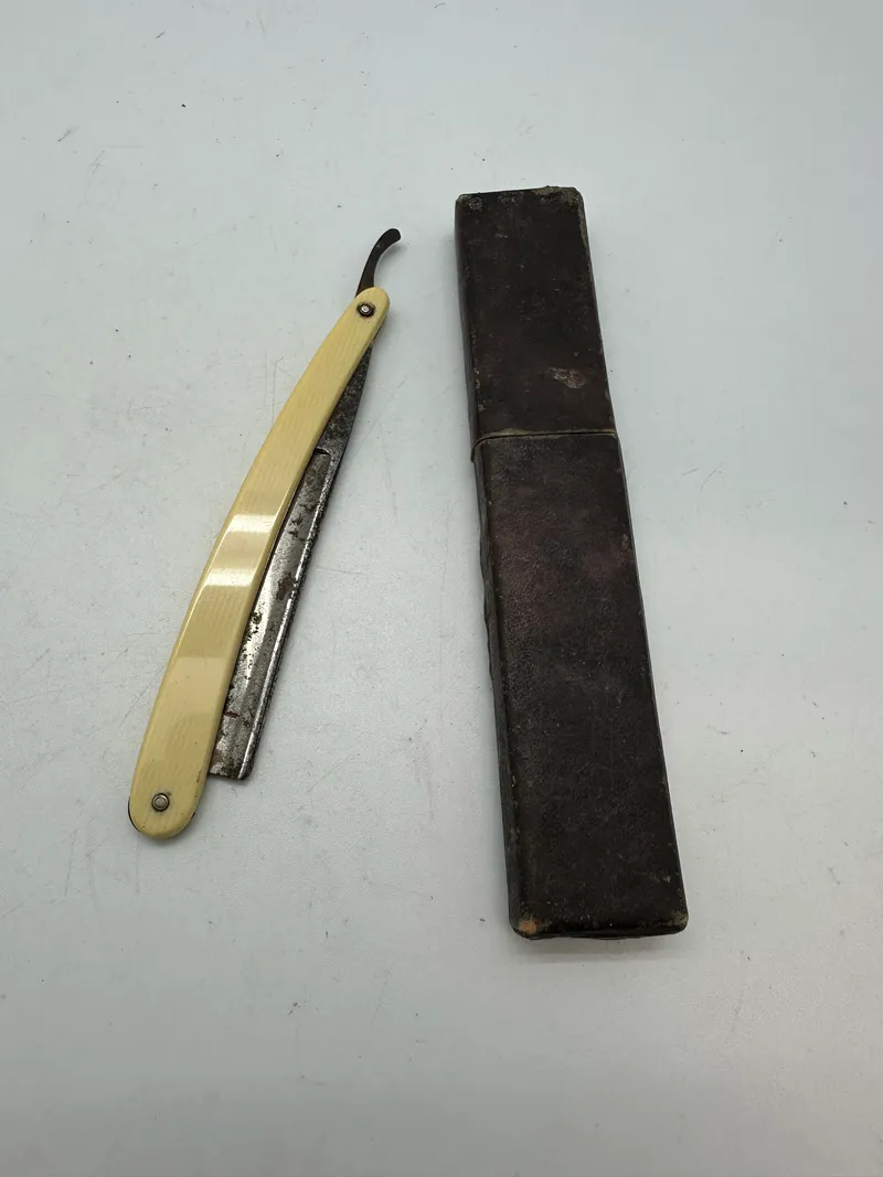 Original ragekniv med æske