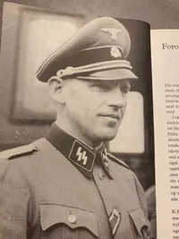 Krigeren KB Martinsen - Officer & Landsforædder