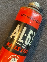 Dåse med MKIII lusemiddel (tom)