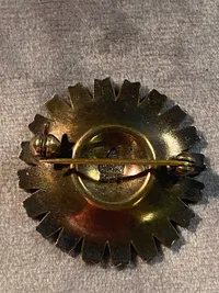 Original Georg Jensen marguerit broche af sterlingsølv - med små emaljeskader