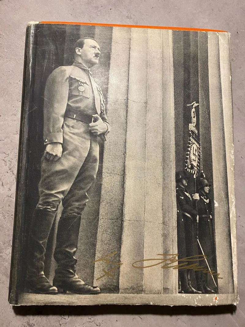 Original Adolf Hitler samlehæfte med sjældent originalt omslag som altid mangler