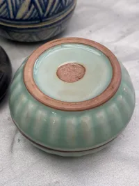 Lot originalt japansk porcelæn