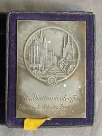 Sjælden original plakette fra tysk Radballändertreffen i 1942 hvor Danmark har stillet op