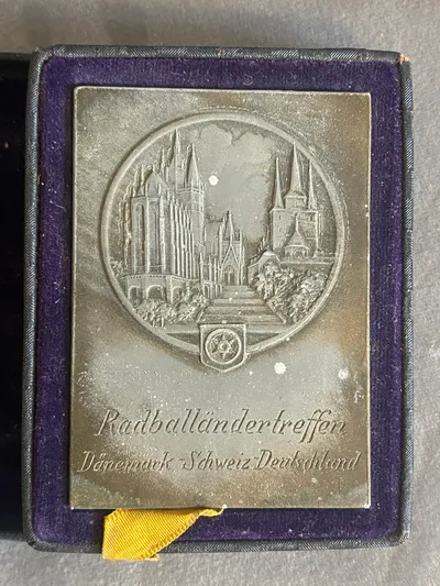 Sjælden original plakette fra tysk Radballändertreffen i 1942 hvor Danmark har stillet op