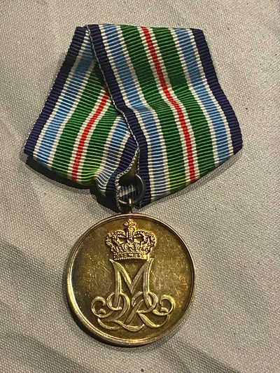 Sjælden original hjv medalje - kun tildel folk som har været medlem fra 1949 til 1998