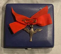 Original fulgeskydnings pin med æske