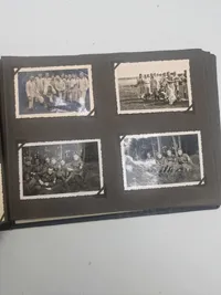 Originalt tysk fotoalbum med primært HitlerJugend og billeder fra Holland