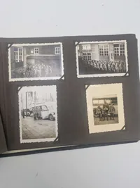 Originalt tysk fotoalbum med primært HitlerJugend og billeder fra Holland