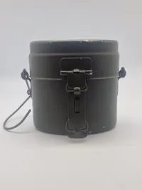 Originalt svensk kogekar brugt i Brigaden WW2