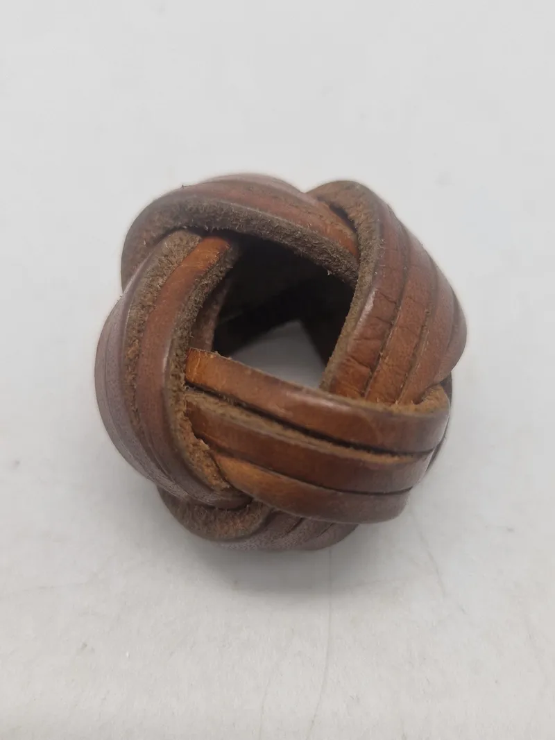 Original tysk Hitler jugend “Scarf Toggle“