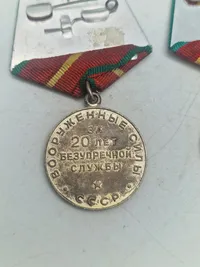 To stk originale USSR medaljer