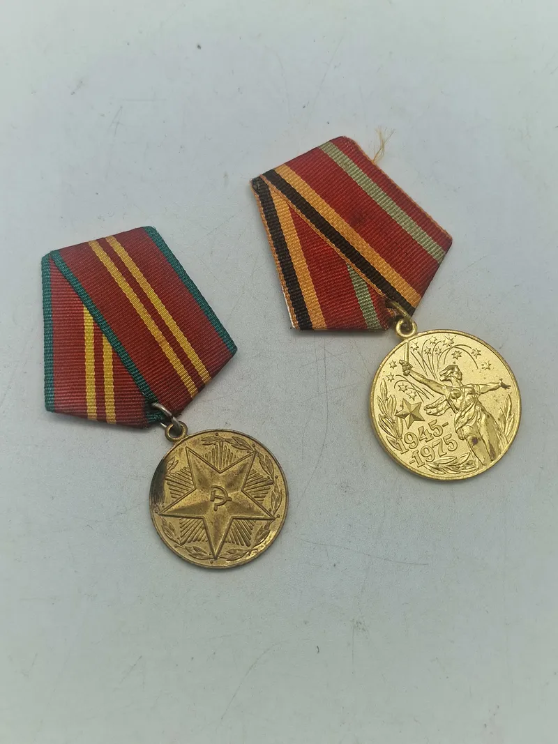 2 stk originale USSR medaljer