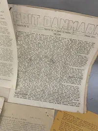 Stor samling originale illegale blade fra modstandsbevægelsen