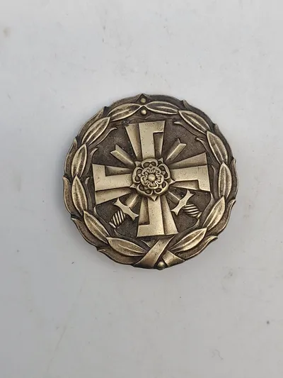 Original BADGE – MEDAL FOR DISABLED MILITARY VETERANS OF WAR 1939 – 1945 FINLAND WWII