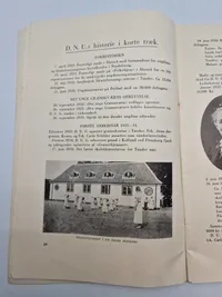 Original DNU årbog - 1945